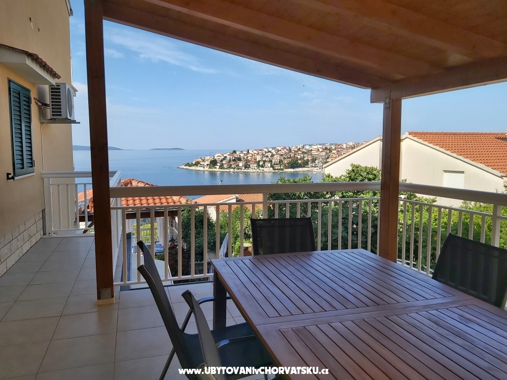 Ferienwohnungen Zora - Trogir Kroatien