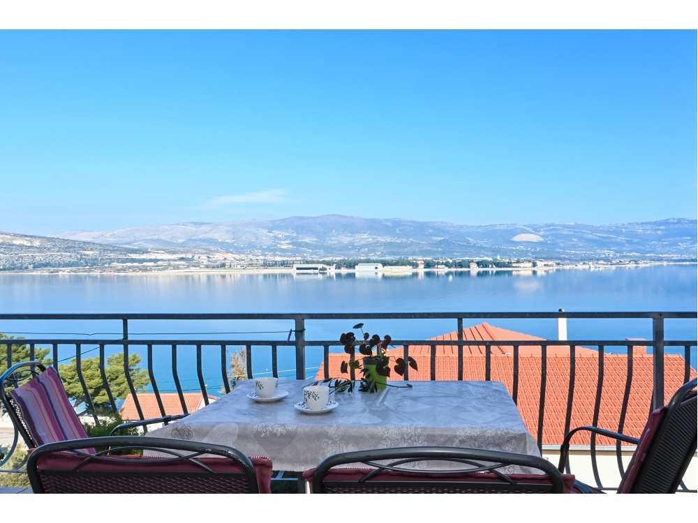 Arbanija Apartments - Trogir Croatia