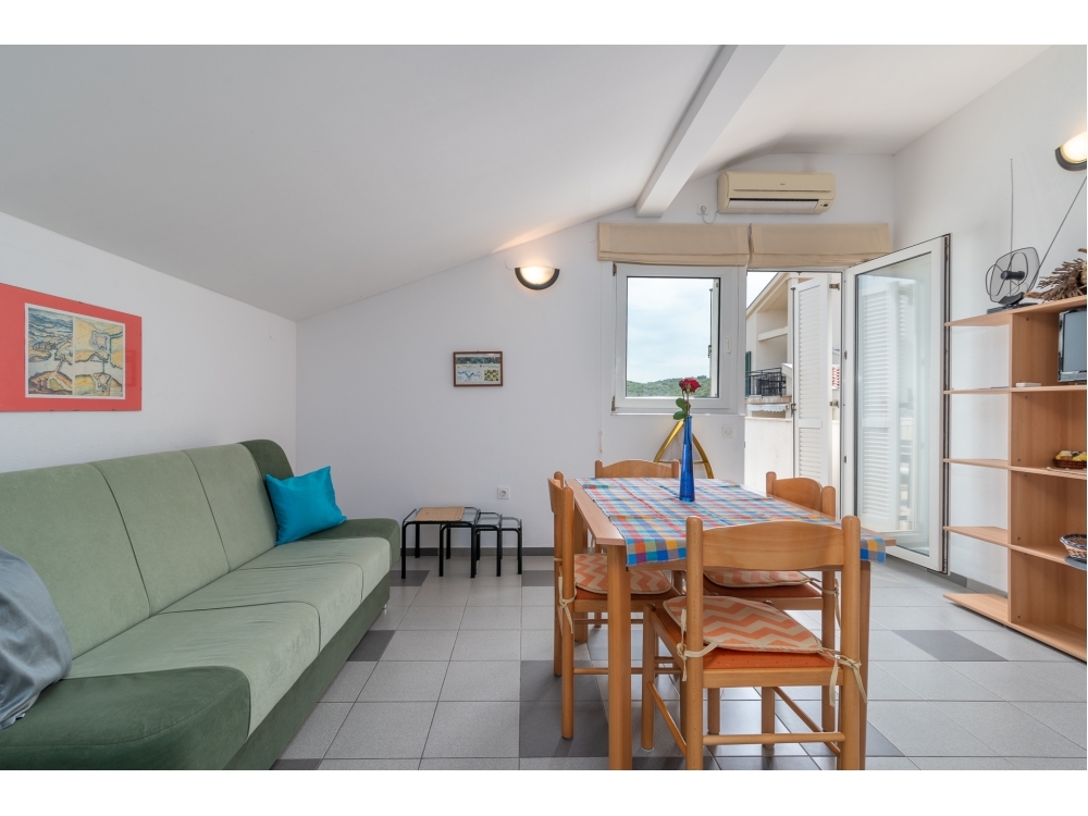 Brankica - Trogir Hrvaka