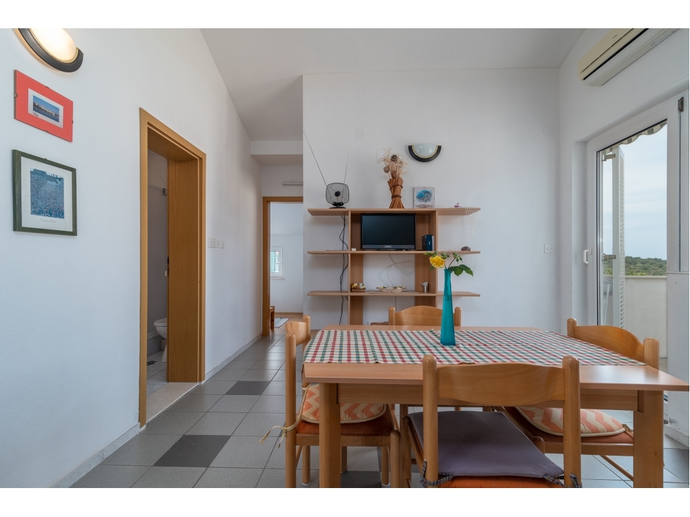 Brankica - Trogir Hrvaka