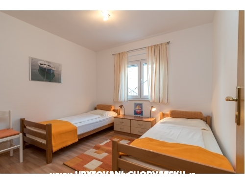 CroSun apartments A4+1 - Trogir Hrvaška