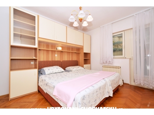 Lola Apartamenty - Trogir Chorwacja