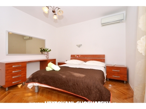 Lola Apartments - Trogir Croatia