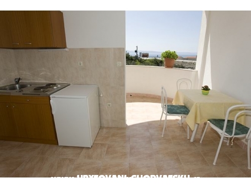Apartmny Marija &amp; Frane Mravii - Tuepi Chorvtsko