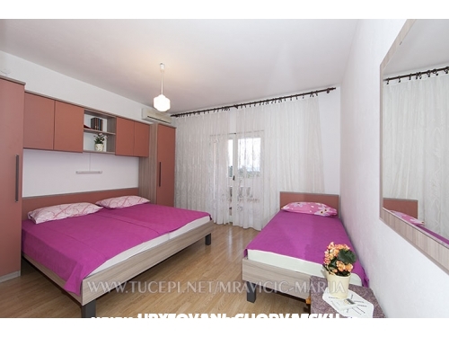 Apartmny Marija &amp; Frane Mravii - Tuepi Chorvtsko