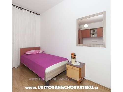 Apartmaji Marija &amp; Frane Mravičić - Tučepi Hrvaška