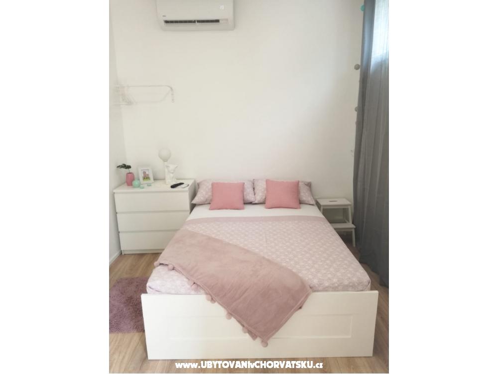 Apartmaji Mladen - Tuepi Hrvaka