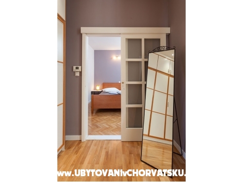 Apartmaji Pašalić - Tučepi Hrvaška