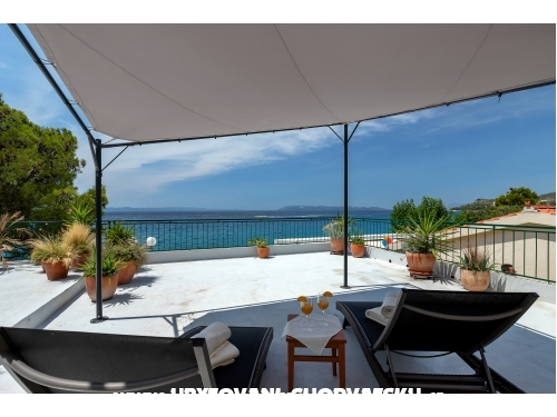 Beachfront Apartman NIVES - Tuepi Horvtorszg