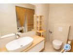 Beachfront Apartman NIVES - Tuepi Horvtorszg
