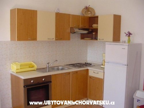 Apartments ENA - ostrov Ugljan Croatia