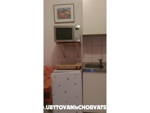 Apartmny Larus **** 90 m2 - ostrov Vir Chorvtsko