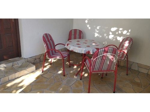Apartmny Larus **** 90 m2 - ostrov Vir Chorvtsko