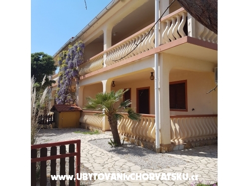 Apartments Petar - ostrov Vir Croatia