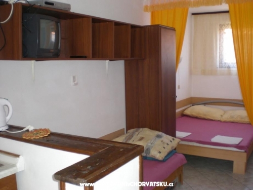 Apartments Pogacic - ostrov Vir Croatia