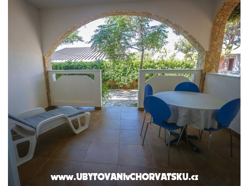 Apartmanok Podlesek - ostrov Vir Horvtorszg
