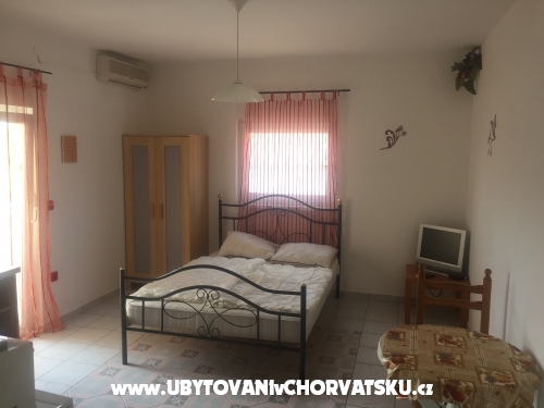 Apartmn Adria - ostrov Vir Chorvtsko