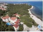 Island of Vir Apartment Adria