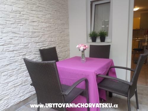 Apartmny Bisserka - Vodice Chorvatsko