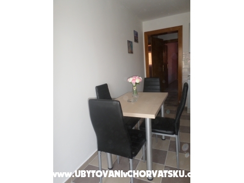 Apartmny Bisserka - Vodice Chorvatsko