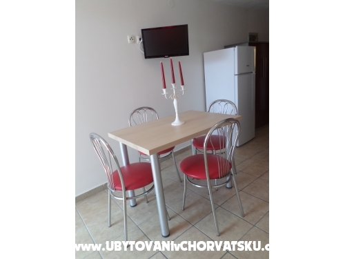 Apartmny Bisserka - Vodice Chorvatsko