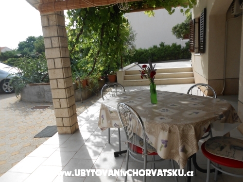 Apartments Mira - Vodice Croatia