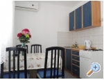 Appartements Nenadi - Vodice Kroatien