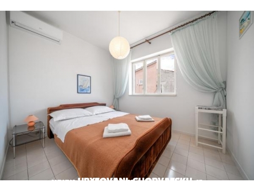 Apartments Silvia - Vodice Croatia