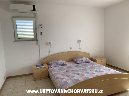 Appartements - Emelie - Vodice Kroatien