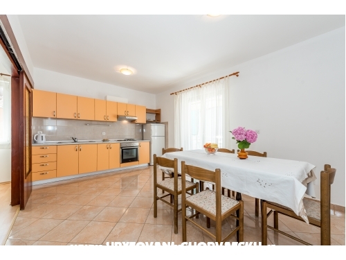 Apartmny Marko - Vodice Chorvtsko