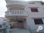 Apartmny Cah - Vodice Chorvtsko