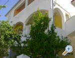 Apartments Maruna