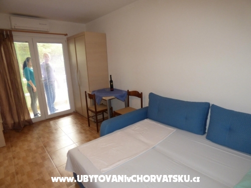 Apartamenty Mezić - Zaostrog Chorwacja