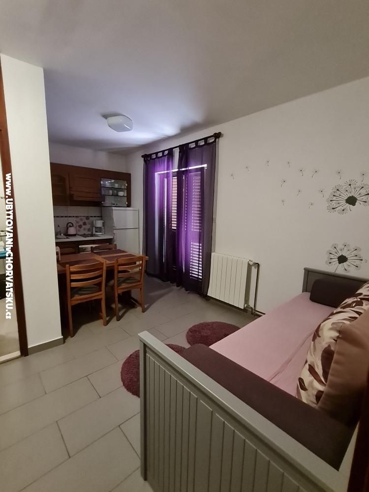 Apartmny Pero - Zaton Chorvtsko