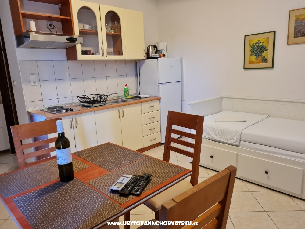 Apartmny Pero - Zaton Chorvtsko