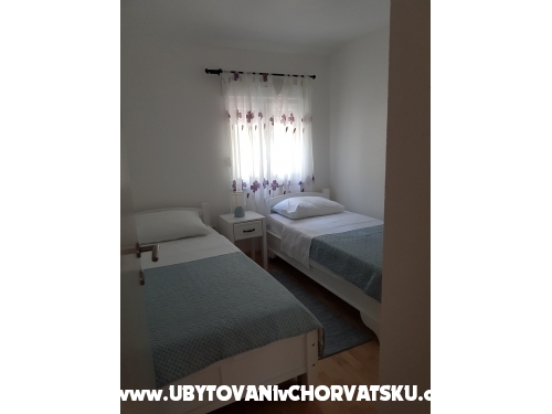 Apartmaji Lydia - Živogošče Hrvaška