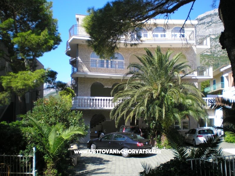 Apartmány Denis – ubytování Baška Voda, Chorvatsko – foto 1