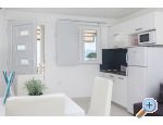 Apartmaji Orka Promajna - Baka Voda Hrvaka