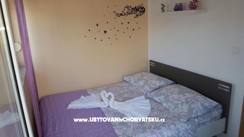 Appartement Dino – Ferienwohnung Baska Voda, Kroatien – Foto 1