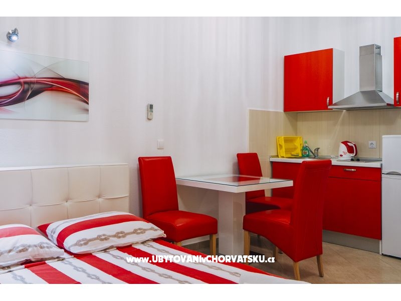 Deluxe Ferienwohnungen Centar – Ferienwohnung Baska Voda, Kroatien – Foto 14