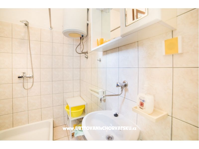 Ferienwohnungen with sea view – Ferienwohnung Baska Voda, Kroatien – Foto 18