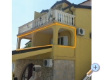 APARTMANI Saric K i M - Baka Voda Kroatien