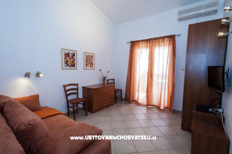 Villa  Niko – Ferienwohnung Baska Voda, Kroatien – Foto 5