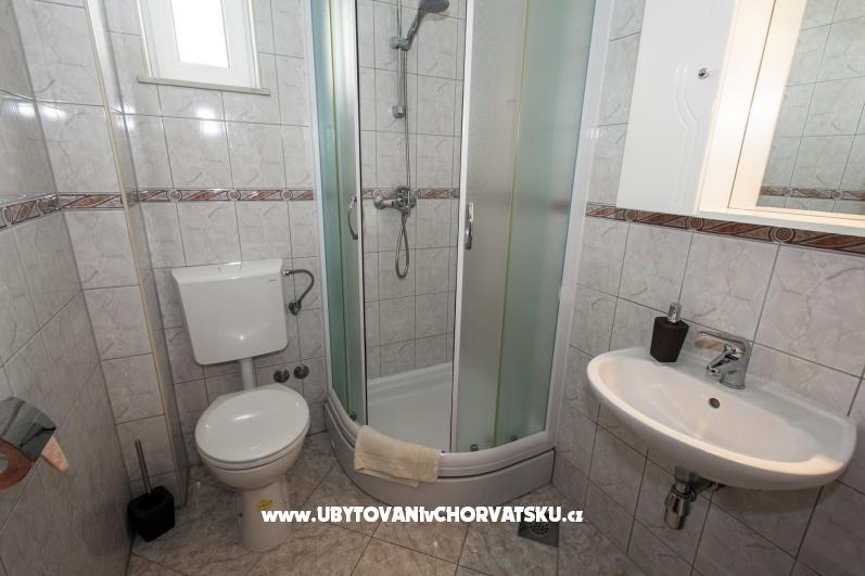 Villa  Niko – Ferienwohnung Baska Voda, Kroatien – Foto 6