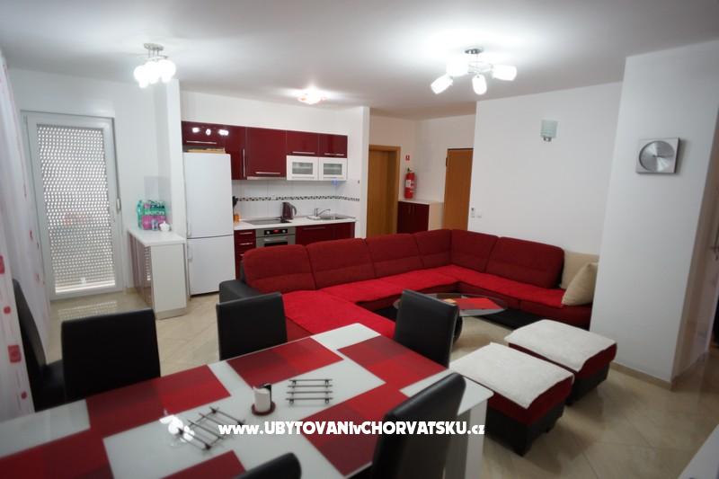 Villa Popić – Ferienwohnung Baska Voda, Kroatien – Foto 1