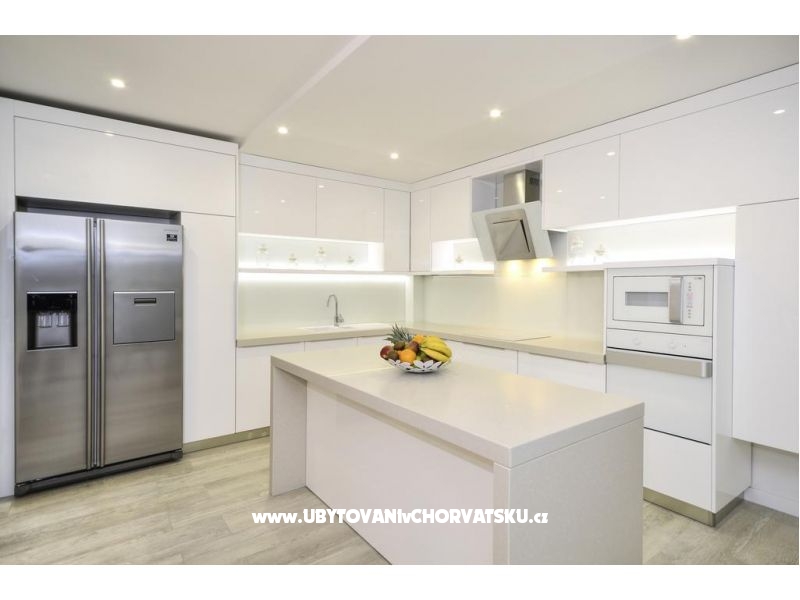 Villa Prestige – Ferienwohnung Baska Voda, Kroatien – Foto 4