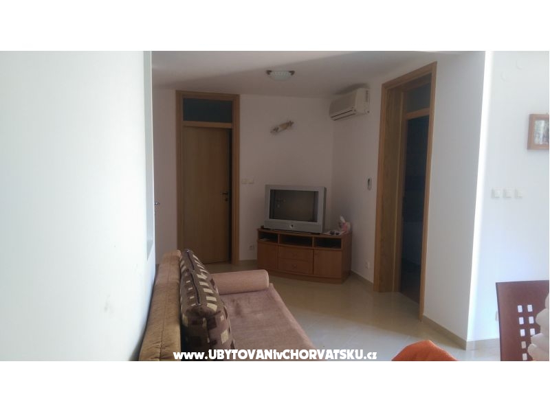 Apartment Lucija – Ferienwohnung Betina, Kroatien – Foto 8