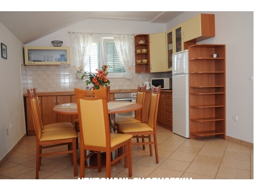 Appartements Jeina - Betina Croatie