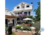 Apartmaji Jeina - Betina Hrvaka