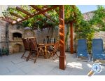 Apartmny Lantina - Betina Chorvatsko